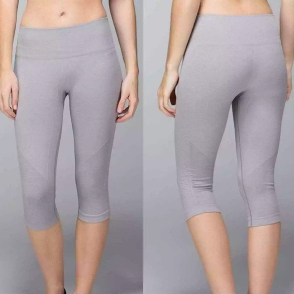 Lululemon In The Flow Crop II Leggings Grey Seamless‎ Women’s Size 6 - Picture 1 of 10